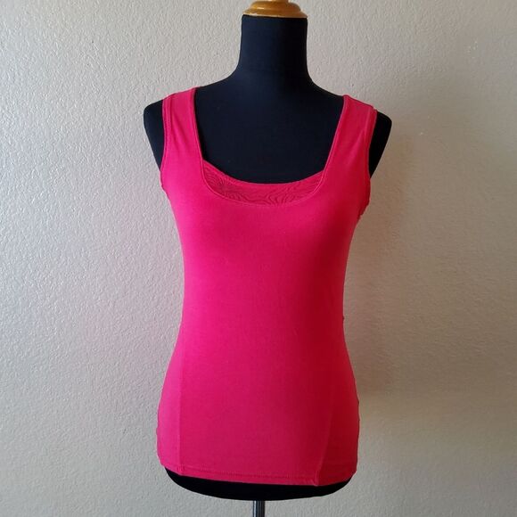 Danskin Now Active Tank with Built-in-bra Size S Red - Picture 1 of 7